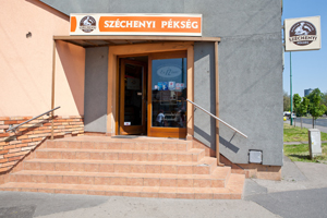 Dunaújváros, Építők útja 14/1 péktermékek péksütemény bolt